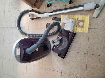 Photo of free canister vacuum cleaner (Vassar College campus) #1