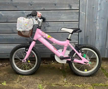 Photo of free Pink ridgeback bike 14inch wheel age 3-5 & helmet (Aigburth L19) #1