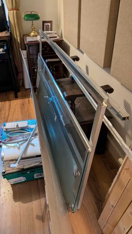 Photo of free Corner Shower Cubicle and Tray (Glasgow Southside G43) #4