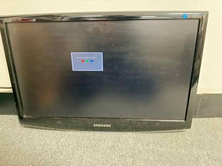 Photo of free 4x Samsung 2233SN 21.5” Monitors (WD189SB) #4