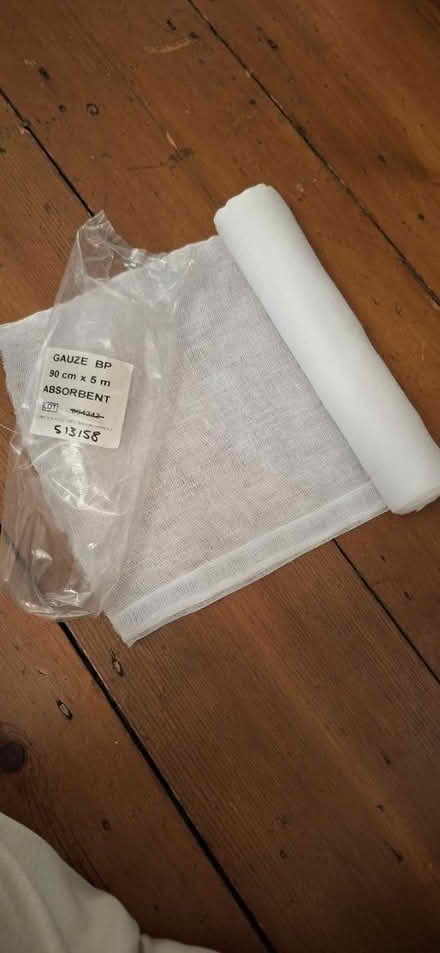 Photo of free White gauze (Plumstead common SE18) #1