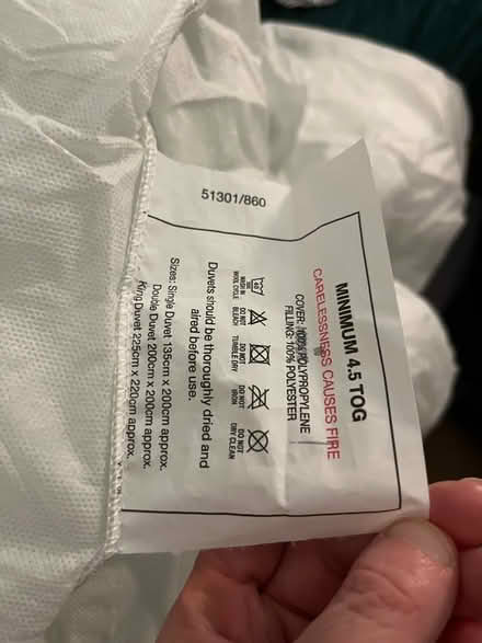 Photo of free Double duvet 4.5 tog (Peachcroft OX14) #3