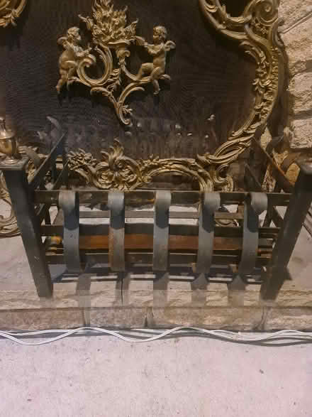 Photo of free Fire grate (Selsdon) #2