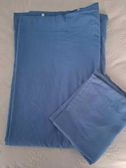 Photo of free Single Duvet Cover with Pillowslip (Uxbridge UB10) #1
