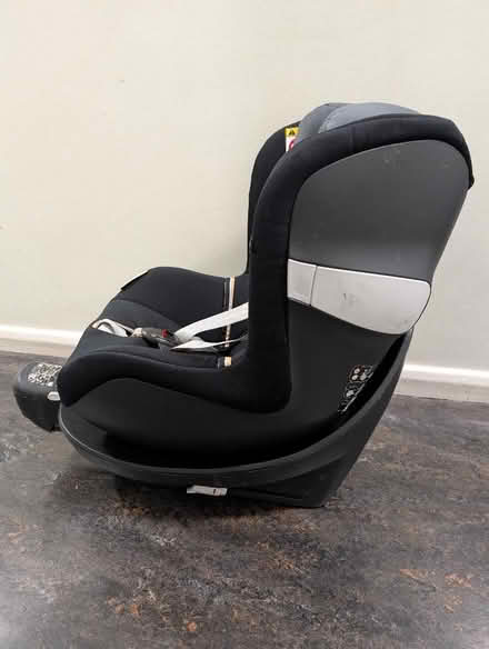 Photo of free Cybex car seat (Queens Park W10) #2