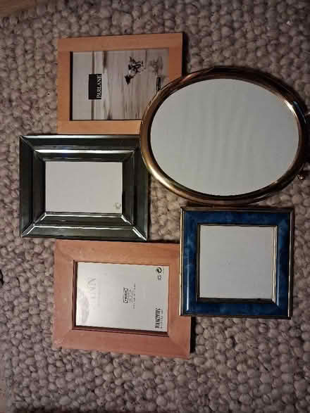 Photo of free Selection of frames (Bethel LL55) #2