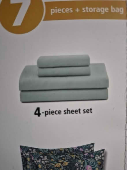 Photo of free 4 piece king sheets - light green (Rossville) #1