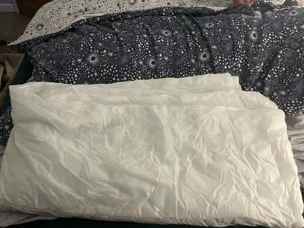 Photo of free Double duvet 4.5 tog (Peachcroft OX14) #1