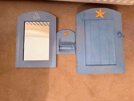 Photo of free Bathroom set, beachy vibe (Thame Oxfordshire OX9) #1