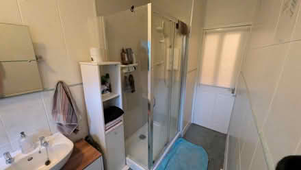 Photo of free Corner Shower Cubicle and Tray (Glasgow Southside G43) #1