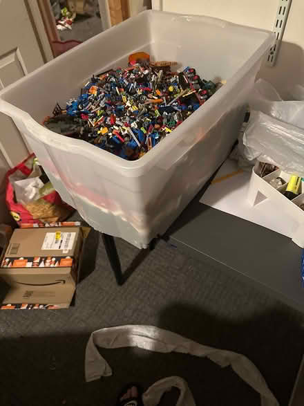 Photo of free Box of lego (SM5 carshalton) #1