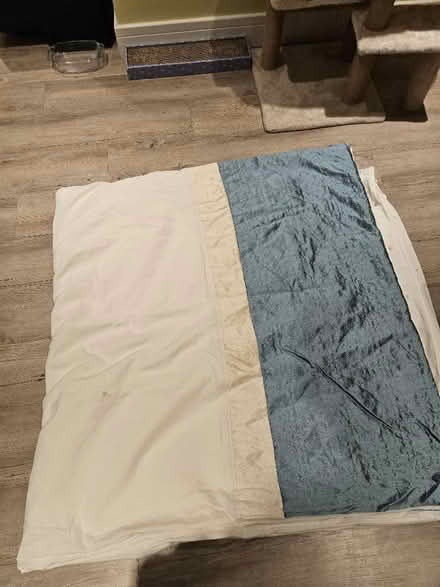 Photo of free Teal and cream padded duvet set (Brimscombe GL5) #1