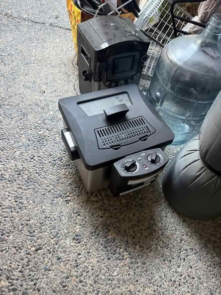 Photo of free Karaoke machine, deep fryer… (Kentfield) #2