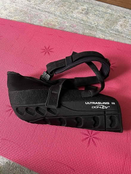 Photo of free Shoulder/arm sling (Alameda) #2