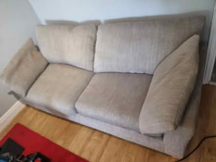 Photo of free cozy canvas holstered sofa (WD24 Watford) #1