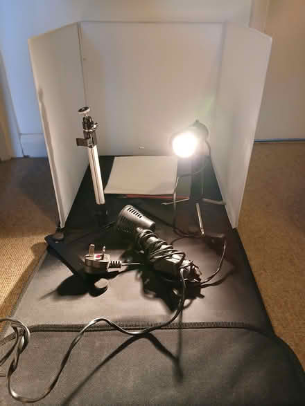 Photo of free Foldable photography studio (TN12 paddock wood) #1
