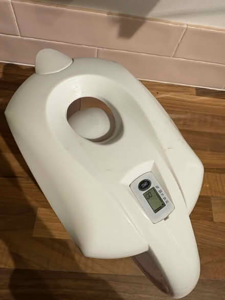 Photo of free Klar water filter jug (SM5 Carshalton) #2