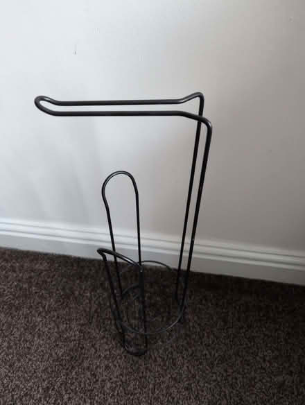 Photo of free Toilet roll holder (Hyde SK14) #1