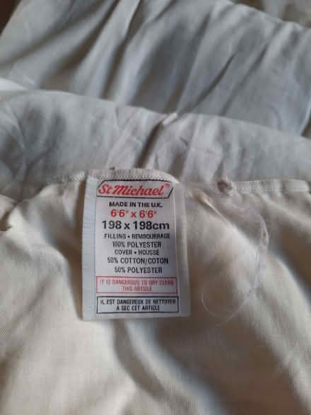 Photo of free Double duvet. Warm (Hollingdean BN1) #3