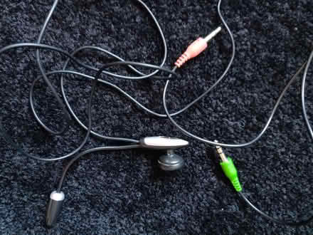 Photo of free Microphone (Abraham Heights LA1) #1