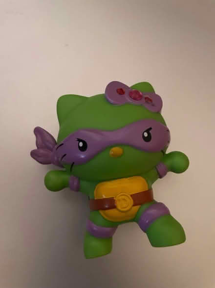 Photo of McDonald’s hello kitty/ninja toys (CR0 3) #1