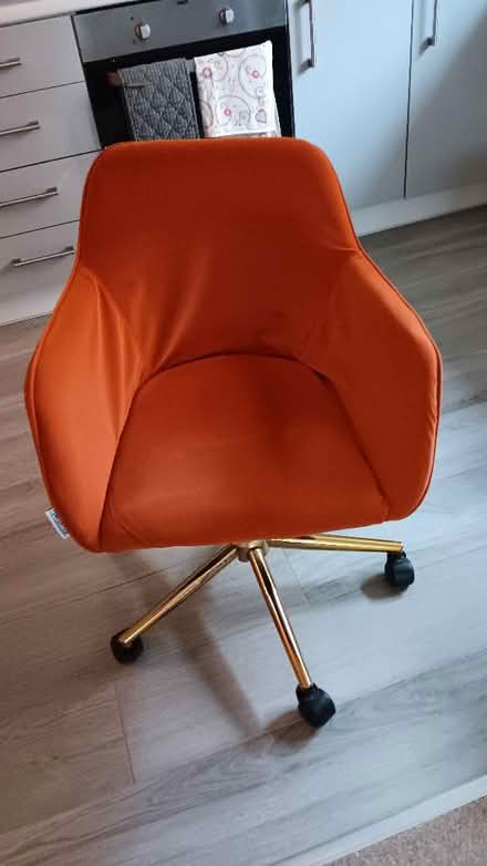 Photo of free Office style chair (CT6) #3