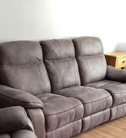 Photo of free 3 seater electric recliner (TR13) #1