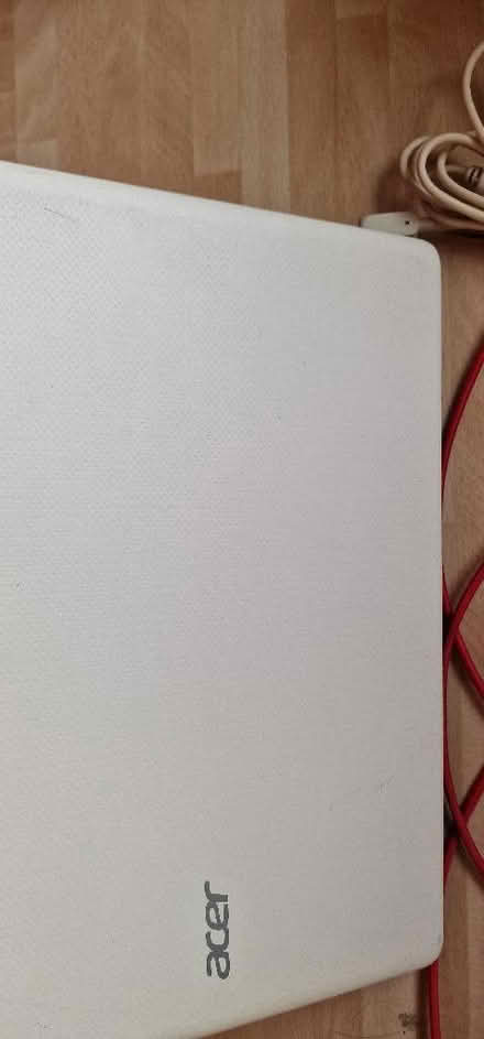 Photo of free Aspire one Cloud book 11 (Wombwell S73) #3