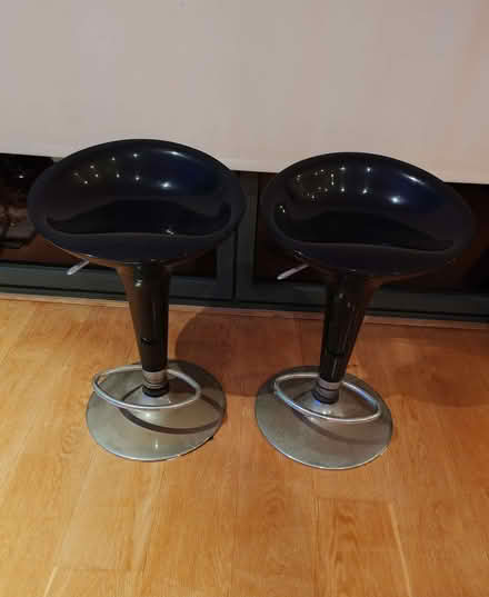 Photo of free Pair of Black Swivel bar stools (Hove BN3) #2