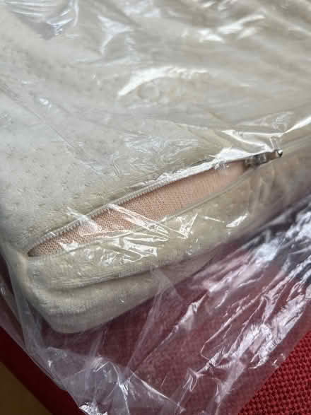 Photo of free Tempur-pedic pillow (Alameda) #4