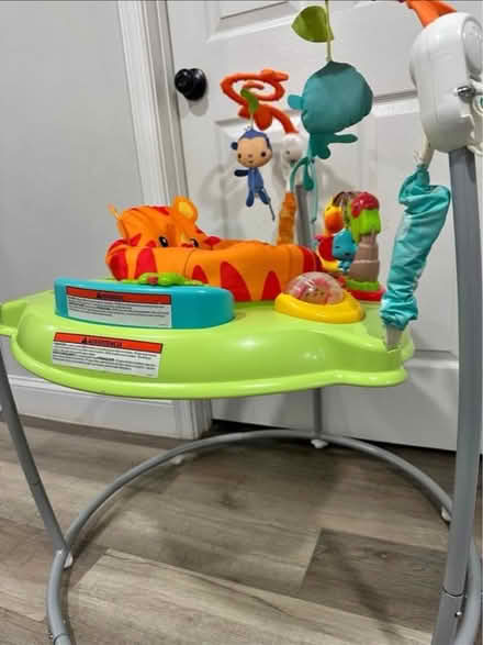 Photo of baby chair (Suitland) #1