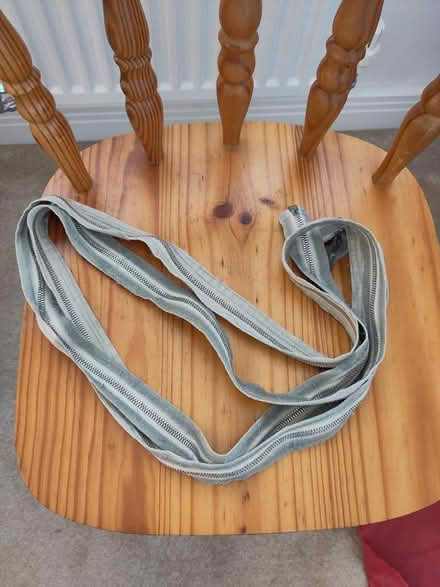 Photo of free Long metal zip (Copthorne SY3) #1