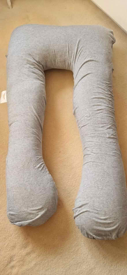 Photo of free Pregnancy support pillow (belper DE56) #1