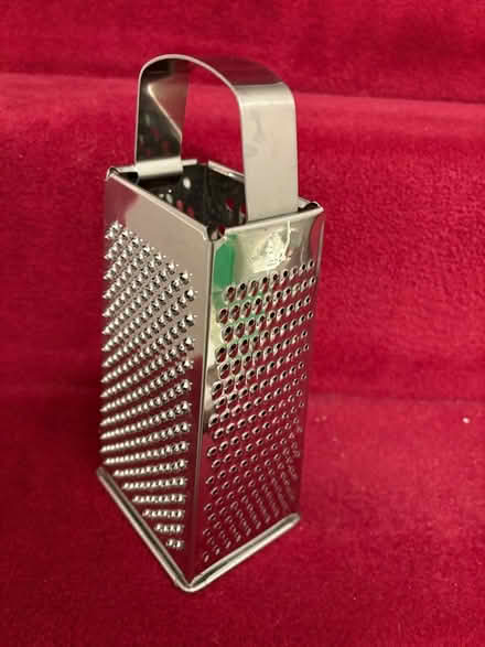 Photo of free Metal grater with handle (Tolworth KT6) #1