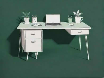 Photo of White desk (Yateley GU46) #1