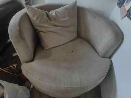 Photo of free Spinning bucket chair (needs TLC) (BN2 Hartington road) #1