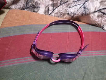 Photo of free Kids' swimming goggles (Huntingdon PE29) #1