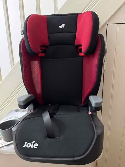 Photo of free Joie Child Car Seat (Heald Green SK8) #1