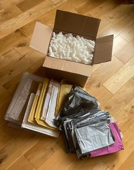 Photo of free Packaging - Jiffy bags, plastic envelopes, packing beads (Earlsdon CV5) #1