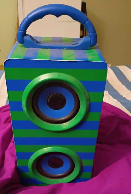 Photo of free Portable Speaker (Birdland) #1