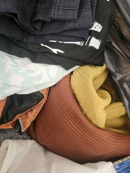 Photo of free Women clothes (Nw9) #2