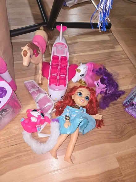 Photo of free Girl toys (Bowie) #1