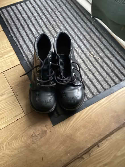 Photo of free Girls kickers (Borehamwood WD6) #2