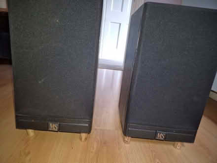 Photo of free MS 20i Bookshelf Speakers black - with floor spikes (Kingston KT2) #1
