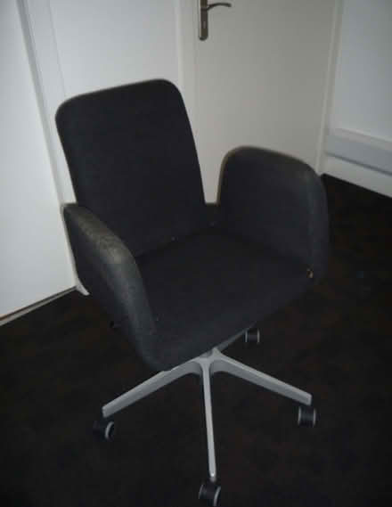 Photo of free 4 IKEA office chairs (Montrose DD10) #4