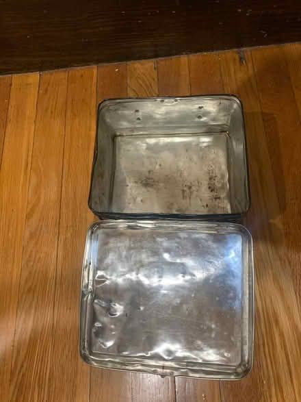 Photo of free Tin box with handle (Bellrock area Malden) #3