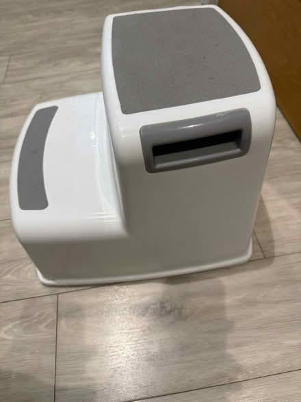 Photo of free Toddlers step to reach basin etc (Highcliffe BH23) #2