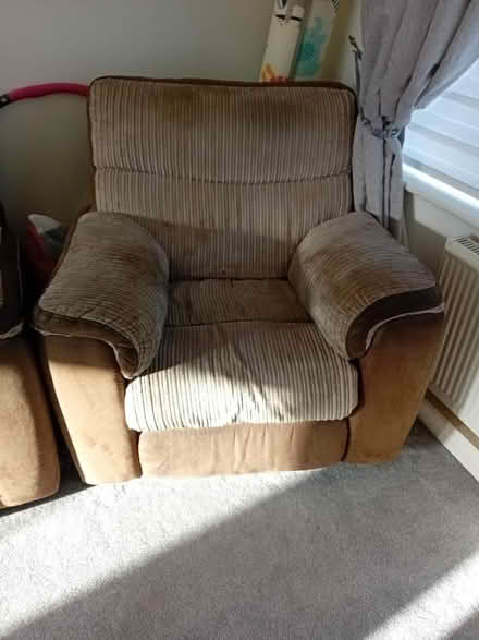 Photo of free Sofa and 2 chairs (Wickford SS11) #2