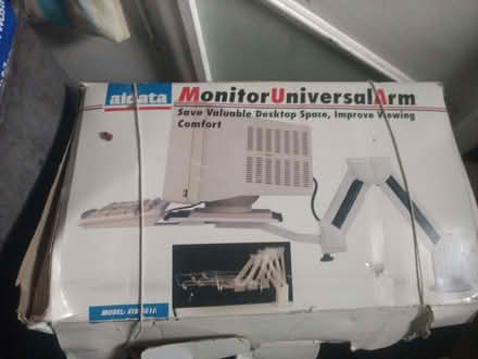 Photo of free Computer Lift Arm (GU14) #1