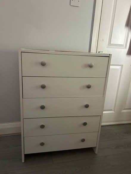 Photo of free Chest of drawers (Colliers wood) #1